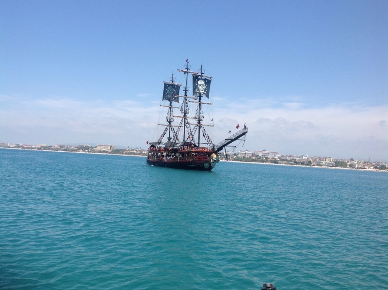 PIRATE BOAT TOUR - Boat Tours