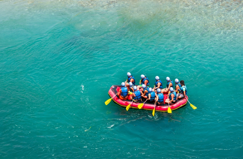 RAFTING/CANOE - Adventure Tours